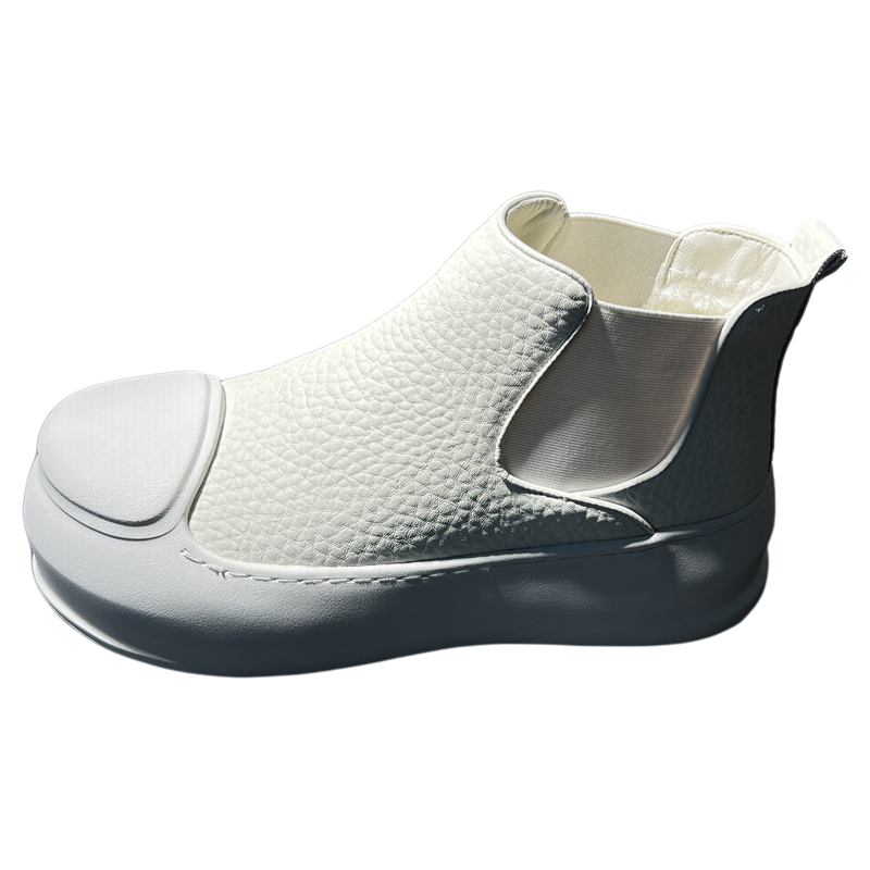 2025新款潮流白色马丁靴高帮鞋男厚底套脚舒适增高休闲鞋男士短靴