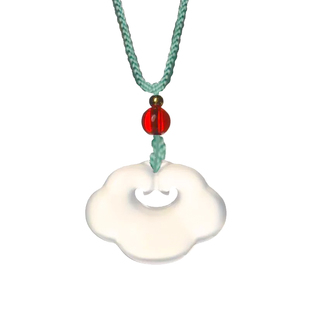 冰肌玉骨~祥云玉石项链高级感轻奢小众平安扣吊坠女款锁骨链饰品