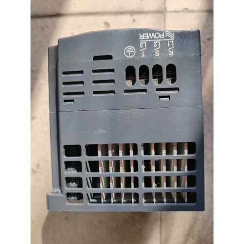 议价ZONCH众辰变频器H2400A0D75KDK维修