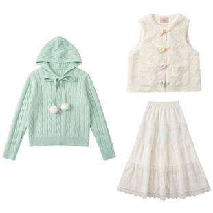 织物猪 森氧絮语 韩系甜美风白色马甲外套女冬季叠穿毛绒软糯背心