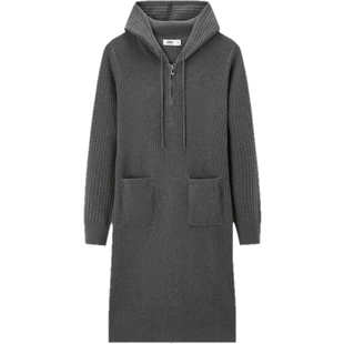 森马连衣裙女显瘦肌理纯色打底针织裙时尚温柔冬季连帽中长裙优雅