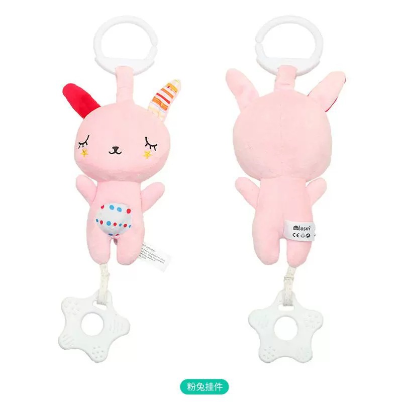 婴儿多种功能熊兔牙毛绒机芯挂玩具发声挂宝宝胶车益智音乐床挂件