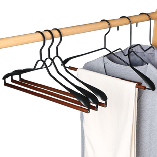 高端榉木无痕衣架高级铁艺黑色金属成人防滑衣撑皮草木质加厚衣挂