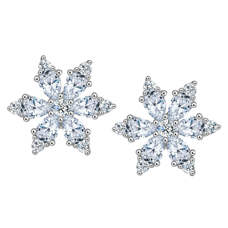 纯银六瓣花朵耳钉冰雪