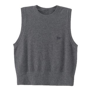 艾上朵女童针织马甲2025秋装新款青少年学院针织毛衣背心羊毛上衣