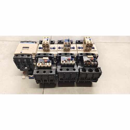 议价LC1D40交流接触器4个，其中3个带LR2D33热过