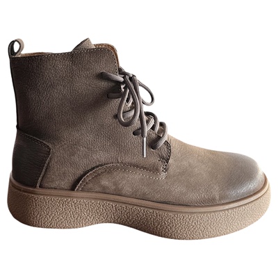 英伦复古风手工真皮工装马丁靴