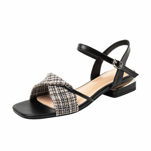 凉鞋女2026年新款时尚低跟百搭夏天仙女风平底防滑大码女鞋40到43