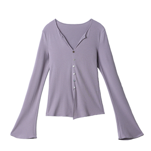 LIMONN浅紫V领贝壳扣喇叭袖修身上衣女温柔风长袖内搭2026春女装