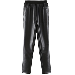 中老年妈妈裤黑色皮裤秋冬季宽松直筒女士厚裤子加绒防风保暖皮裤