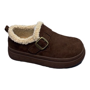 冬日森系~绒面厚底加绒勃肯鞋女2025冬款简约百搭皮带扣松糕棉鞋