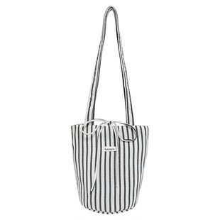 遇后2025原创蓝白条纹帆布包韩系慵懒风尼龙布包小个子斜挎水桶包