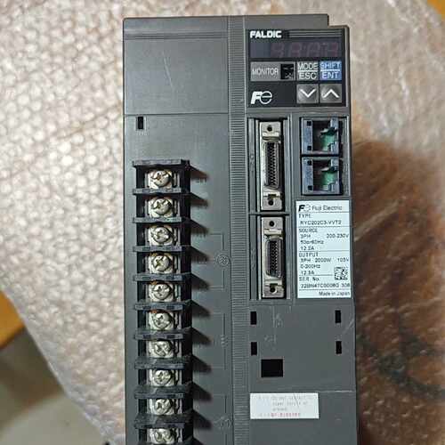 溢价-驱动器，RYC202C3-VVT2，2000W