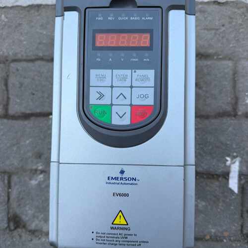 议价艾默生变频器 EV6000-4T0022G-H2A 三相38维修