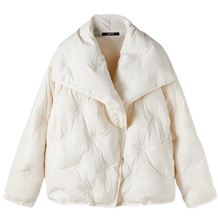 U/TI米白色大翻领云感羽绒服女设计感鸭绒外套尤缇时尚冬季新款