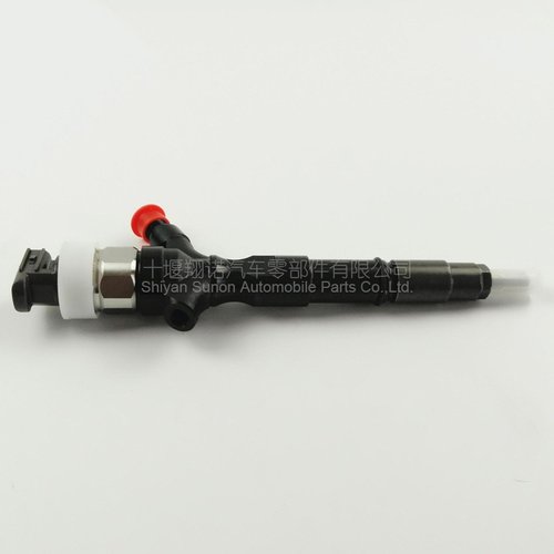 发动机配件Denso电装共轨喷油器23670-30300汽车零部件
