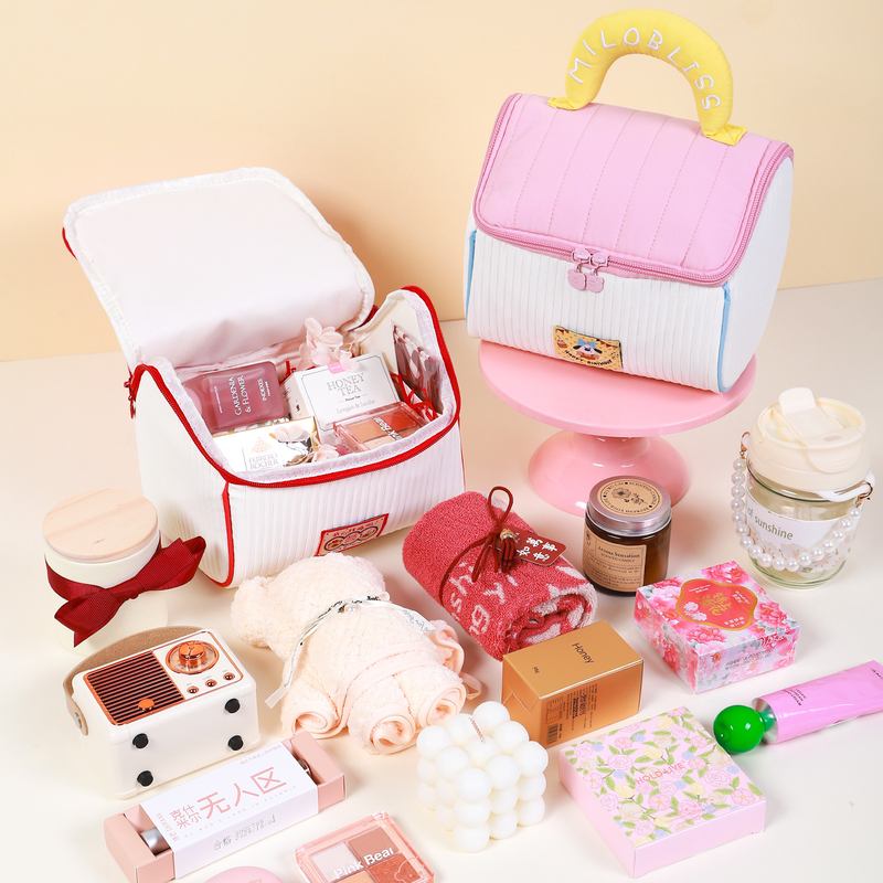 可爱小屋房子伴手礼高级大容量化妆包包感生日礼物结婚收纳袋收纳