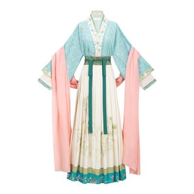 绣花烫金传宋制汉服飞机袖褶裙