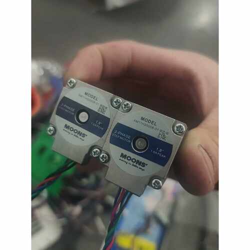 询价电机AM11HS500801电机带线共有两只打
