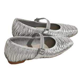 MILLIE'S/妙丽压皱甜美风格一字带低跟浅口尖头单鞋玛丽珍女鞋夏