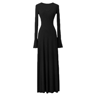 酒红色针织v领连衣裙女冬季毛衣长裙子长袖小个子新款新年战袍