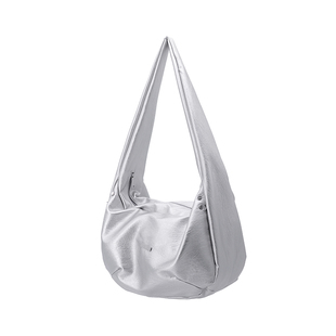 木与石2025新款包包大容量通勤饺子包女斜挎包小众托特包银色背包