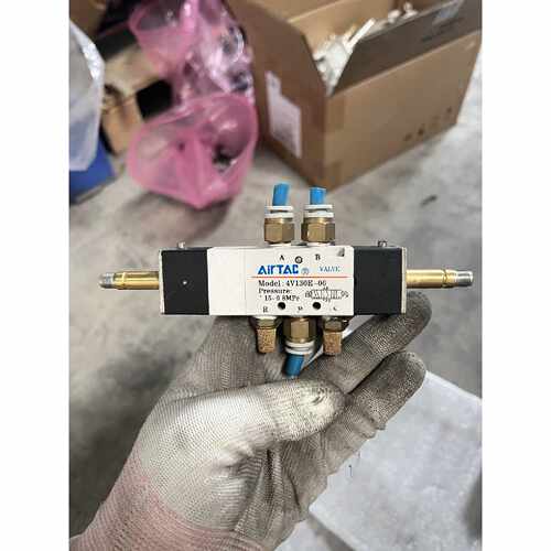 〔议价-可维修〕亚德客AirTAC电磁阀4V130E-06 几 工控自动化设备