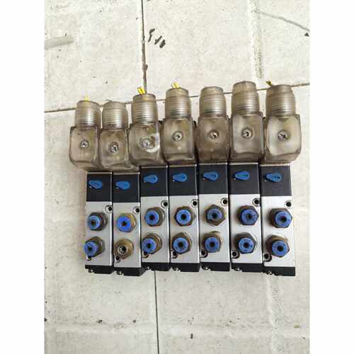 AirTac处理电磁阀4V21008AC220V和DC2
