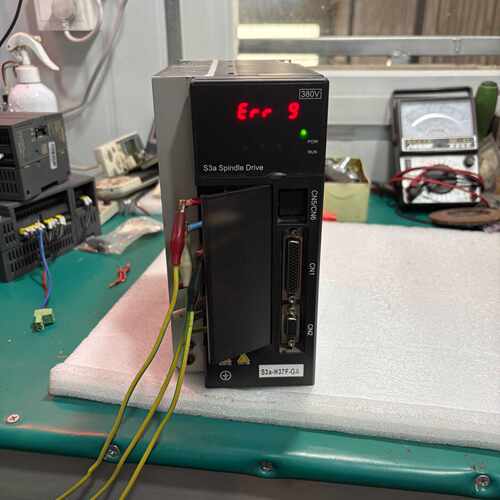 溢价-米格驱动器TH-S3a-H37F-GA，成色如图，2-1