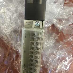 议价施耐德Schneider TSXASY410模拟量输出模块 几乎全新