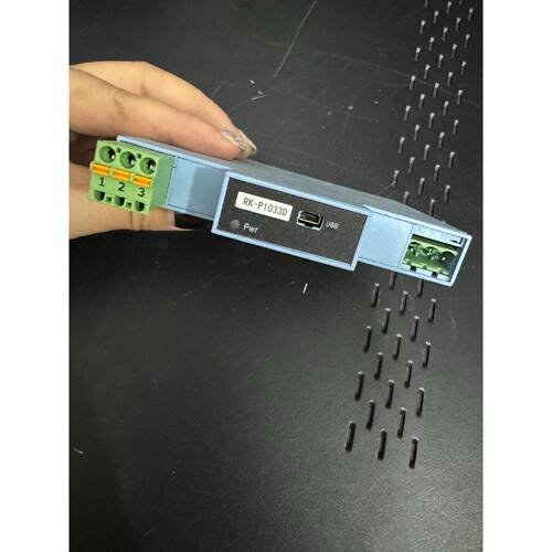 RK-P1033D频率信号输入隔离变送器，成色如图，售不退询价