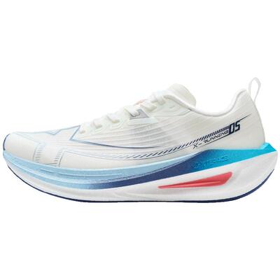 特步一体成型五代男女跑步鞋体测