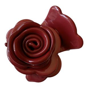 法式优雅红玫瑰抓夹女气质简约高级感花朵中号鲨鱼夹半扎发夹头花