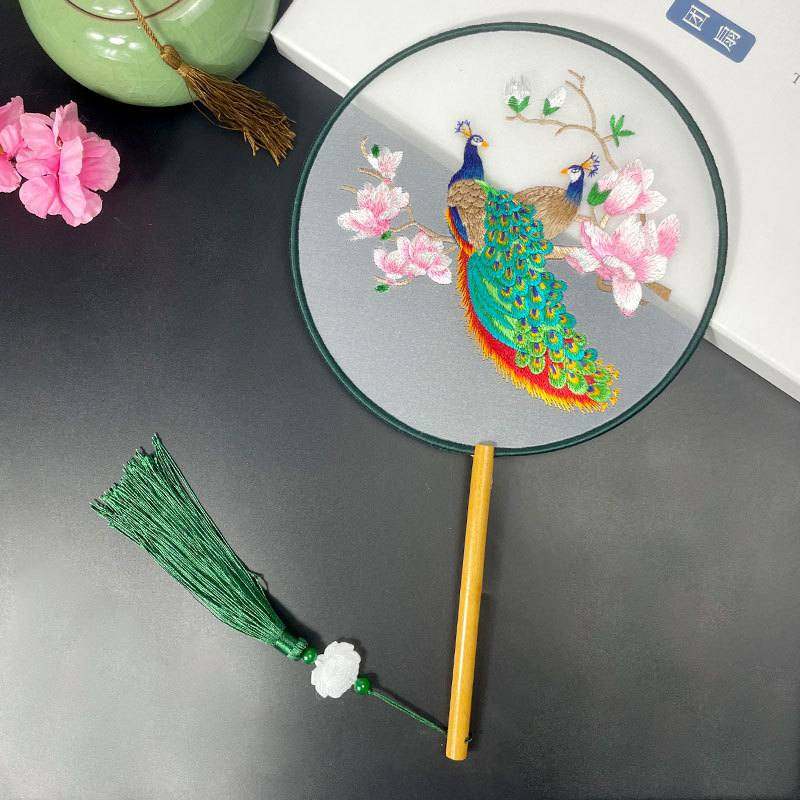 团扇双面刺绣长柄圆扇仿真丝半透绣花宫廷扇子旗袍汉服拍照舞蹈扇