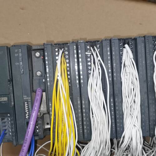 溢价-PLC模块 SM322 DO 32xDC24V，