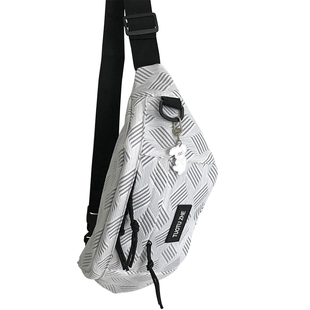 2025新款男生女生大容量旅行男款单肩包男士运动大学生休闲斜挎包