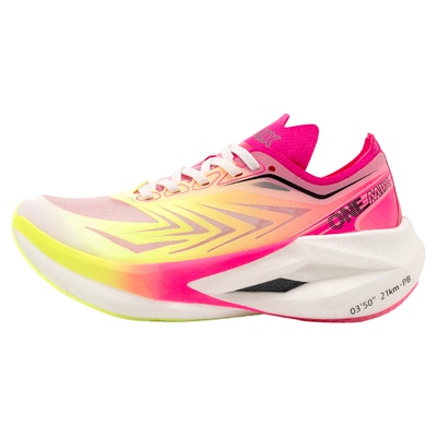 玩觅2025秋季全掌碳板竞速跑步鞋