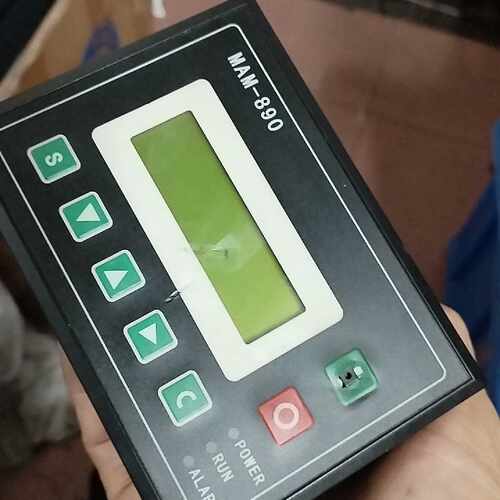 议价螺杆空压机控制器MAM-890控制屏面板，螺杆机拆下，成色外维
