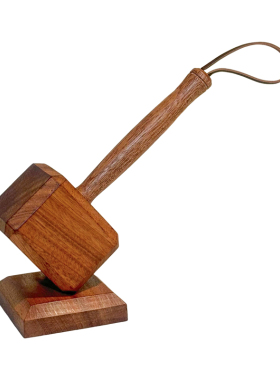 雷神之锤磁吸悬浮木质开瓶器摆件