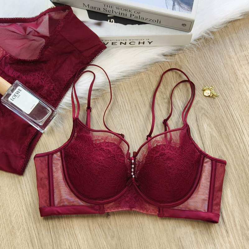 本命年安可拉红睫毛蕾丝内衣女大胸显小芒果杯无压迫聚拢文胸套装