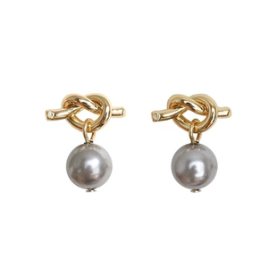 「蒂凡尼」施华洛珍珠小众轻奢高级感清冷灰珍珠耳钉蚊香盘耳夹女