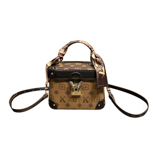 香港品牌斜挎包2025新款高级真皮精致手提女包复古单肩水桶包小包