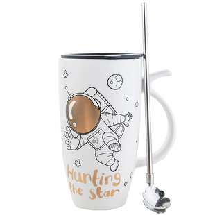 宇航员陶瓷马克杯带盖勺高颜值情侣水杯男家用大容量咖啡杯子女生