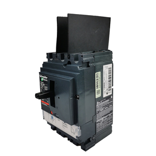 断路器相间隔板NSX/CVSEZDNS适用施耐德隔弧板灭弧挡板空开灭弧片