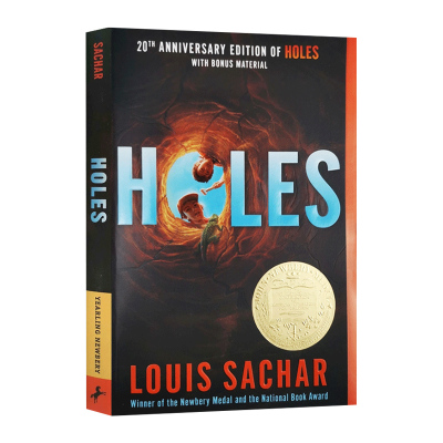 预售 英文原版 Holes洞（纽伯瑞金奖作品）别有洞天 Louis Sachar少年儿童故事书 获奖图书 封面随机