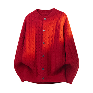 班尼路SK慵懒风麻花圆领针织开衫男2026新款新春本命年红色毛衣YS