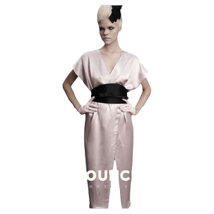 桃花 QIAOUNCHY俏云曦|国风高定交叉式束腰高级缎面连衣裙早秋裙