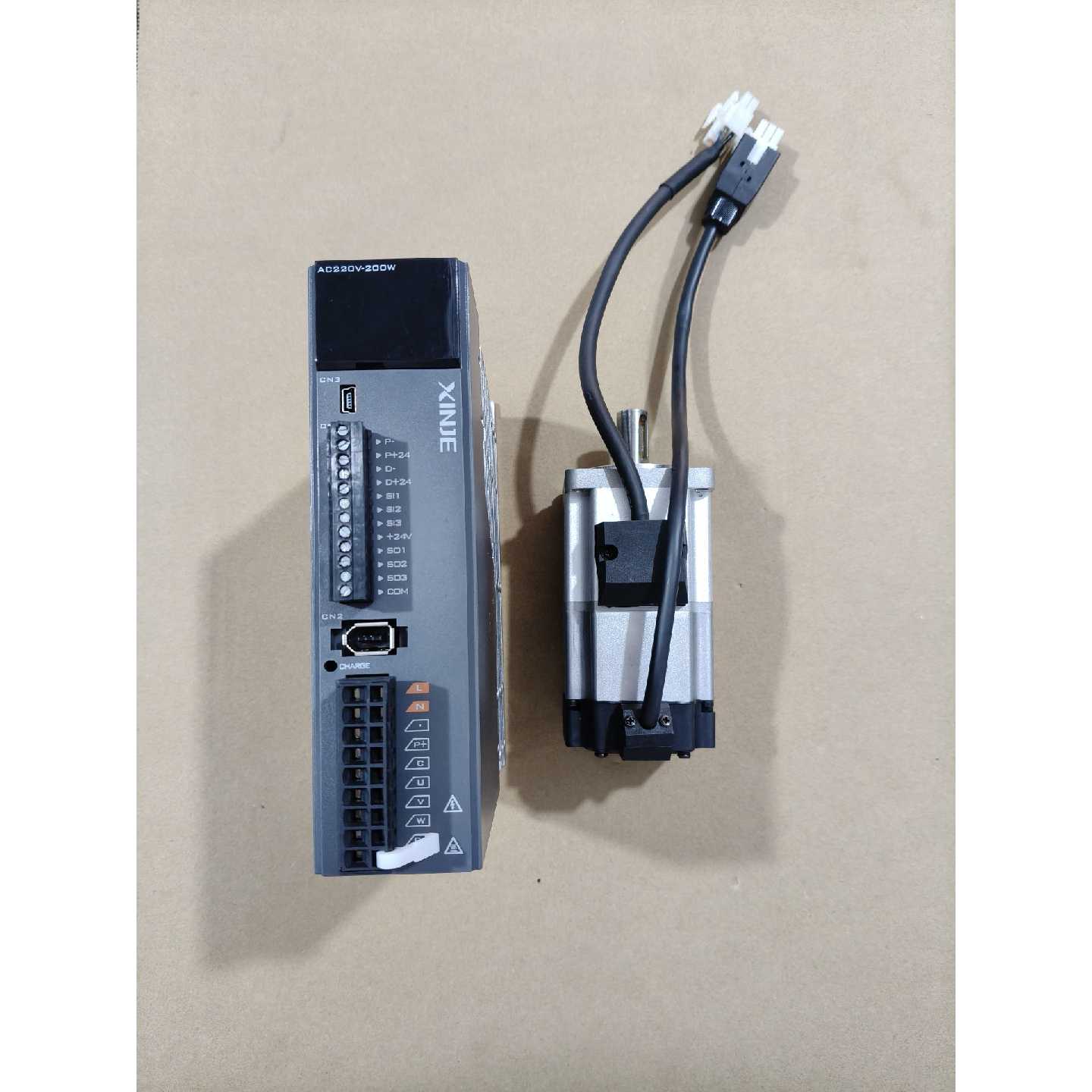 议价信捷伺服电机套装DS5L1系列200w脉冲型，带刹，成色9图片