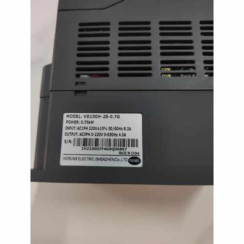 【维修议价】VicRuns变频器VD100H2S0.7G0.议价807