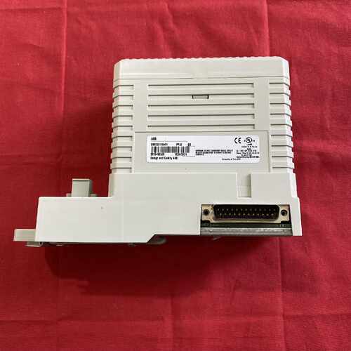 议价ABB可编程控制器3BSE031154R1模块 BC810K01 输入输出模块卡